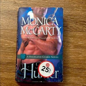 Highland Guard Novel- The Hunter